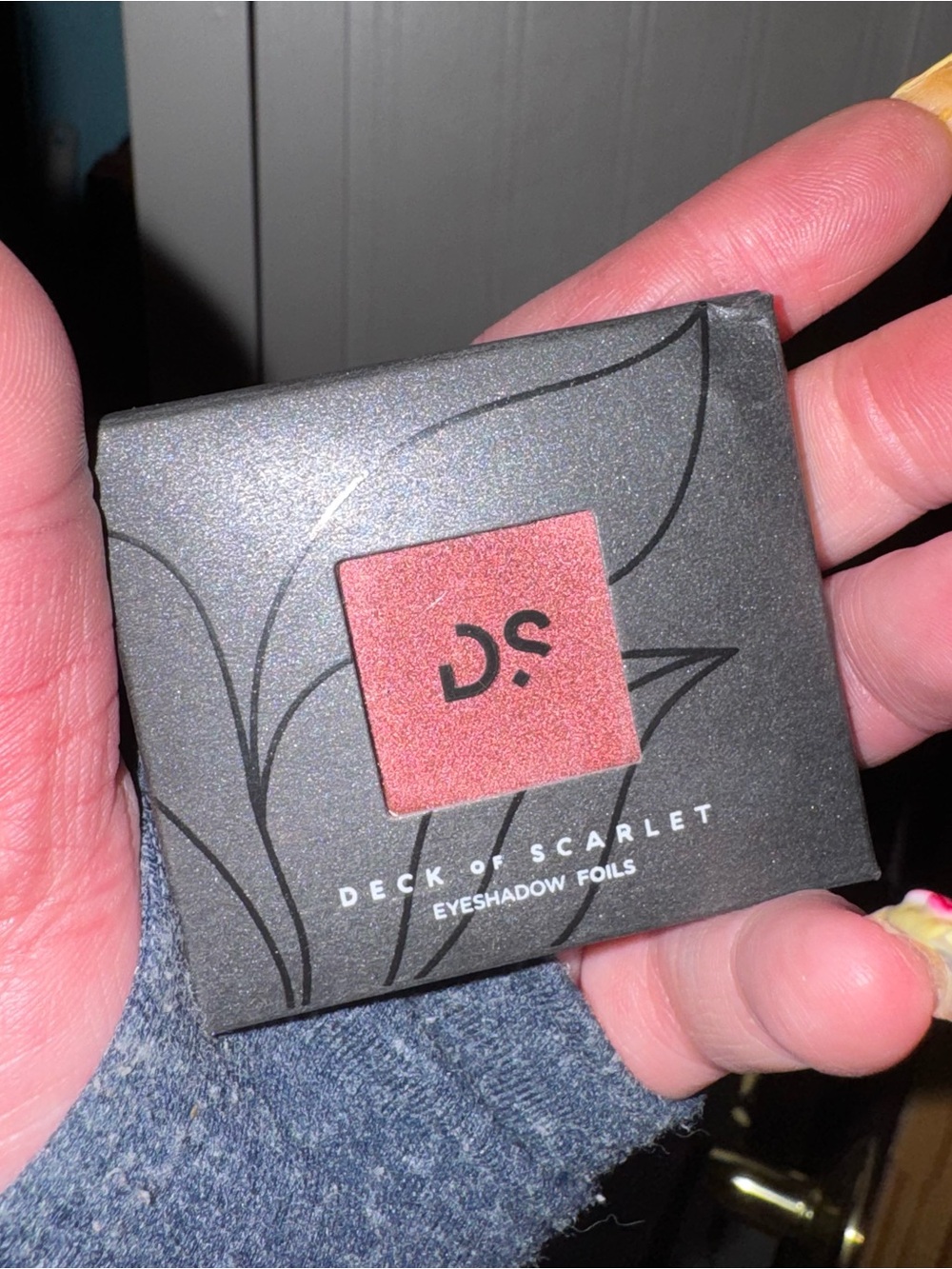 Foil eyeshadow single